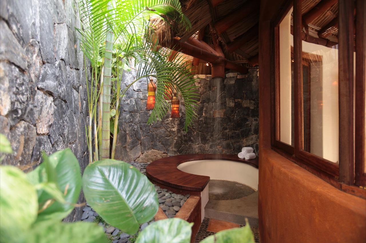 Amuleto Hotel Ixtapa  Exterior foto